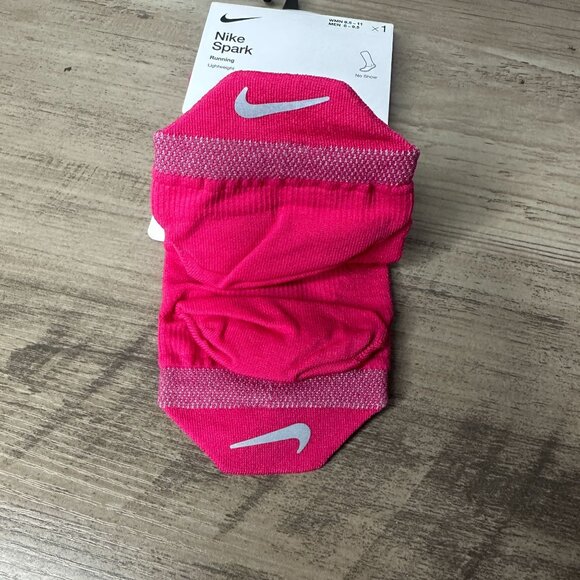 NWT Nike Women Spark Lightweight No Show Run Socks Pink Size Medium (DA3589-667) - Picture 3 of 9
